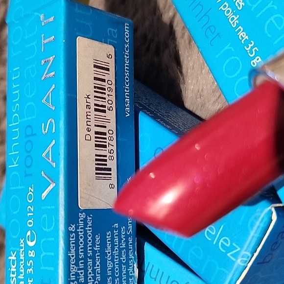 Vasanti lipstick 💄 - Picture 2 of 2